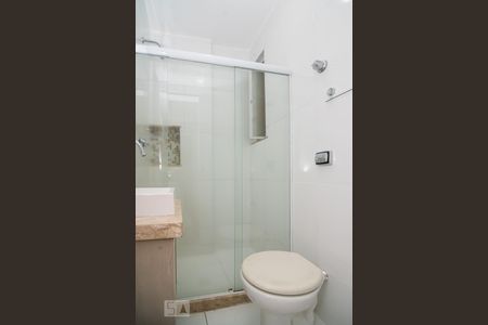 Banheiro de apartamento para alugar com 2 quartos, 55m² em Vila Isabel, Rio de Janeiro