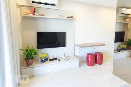 Sala de apartamento para alugar com 1 quarto, 37m² em Campo Belo, São Paulo