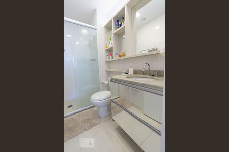 Apartamento para alugar com 37m², 1 quarto e 1 vaga Apartamento para alugar com 37m², 1 quarto e 1 vagaBanheiro