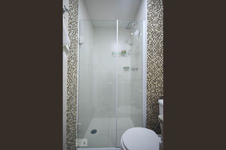 Detalhe do Banheiro de apartamento para alugar com 2 quartos, 48m² em Parque Reboucas, São Paulo