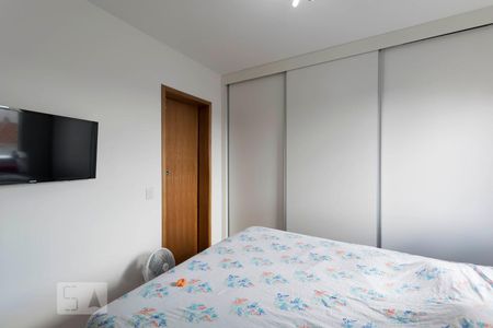 Apartamento para alugar com 74m², 2 quartos e 1 vagaQuarto 2 - Suíte