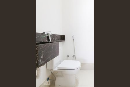 Lavabo de apartamento para alugar com 3 quartos, 165m² em Água Fria, São Paulo