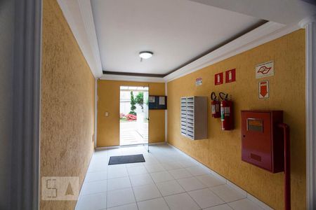 Apartamento para alugar com 47m², 2 quartos e 1 vagaHall social