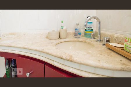 Apartamento à venda com 62m², 2 quartos e 2 vagasBanheiro