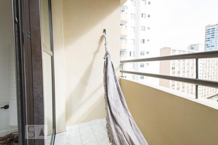 Varanda Sala de apartamento à venda com 2 quartos, 62m² em Aclimação, São Paulo