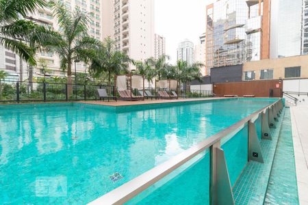 Apartamento para alugar com 69m², 2 quartos e 1 vaga Apartamento para alugar com 69m², 2 quartos e 1 vagaPiscina