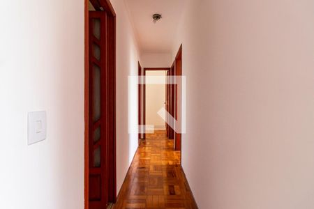 Corredor de apartamento para alugar com 3 quartos, 87m² em Cambuci, São Paulo