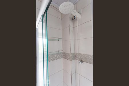 Banheiro de apartamento à venda com 1 quarto, 41m² em Centro Histórico, Porto Alegre