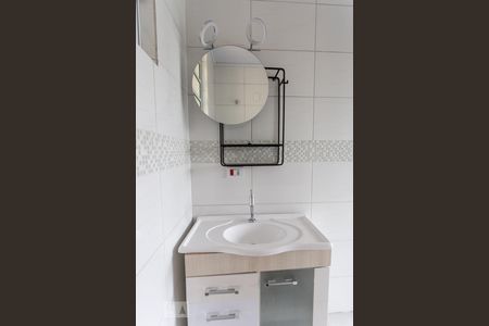 Banheiro de apartamento à venda com 1 quarto, 41m² em Centro Histórico, Porto Alegre