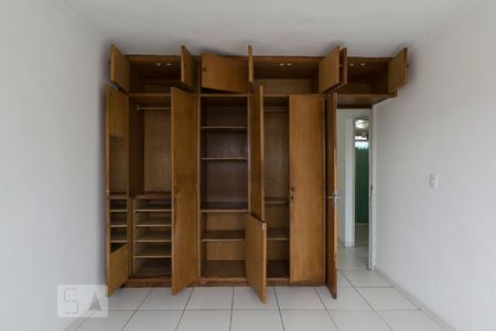Quarto (Armários) de apartamento para alugar com 1 quarto, 44m² em Liberdade, São Paulo