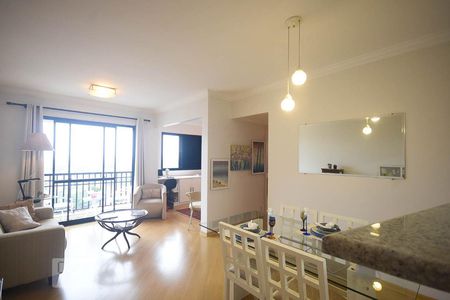Apartamento para alugar com 73m², 1 quarto e 2 vagasSala