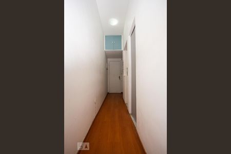 Corredor de kitnet/studio à venda com 1 quarto, 24m² em Centro, Rio de Janeiro