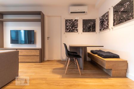 Sala de apartamento à venda com 1 quarto, 44m² em Pinheiros, São Paulo