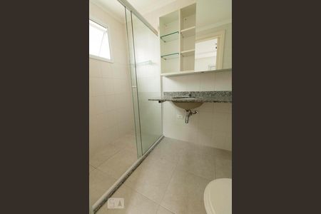 Apartamento à venda com 85m², 2 quartos e 2 vagasBanheiro da  Suite