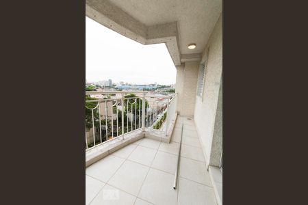 Apartamento à venda com 85m², 2 quartos e 2 vagasVaranda