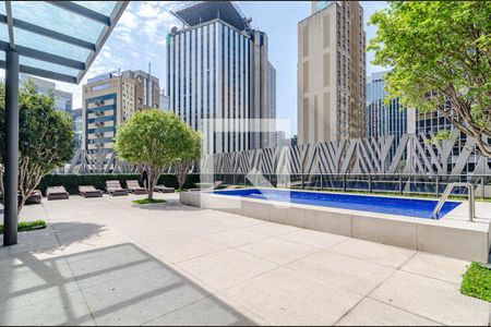 Studio para alugar com 46m², 1 quarto e 1 vaga Studio para alugar com 46m², 1 quarto e 1 vagaPiscina