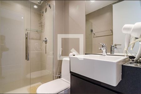 Studio para alugar com 46m², 1 quarto e 1 vaga Studio para alugar com 46m², 1 quarto e 1 vagaBanheiro