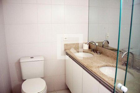 Apartamento para alugar com 147m², 3 quartos e 2 vagasBanheiro da suíte 3