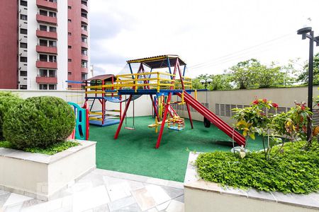 Apartamento para alugar com 130m², 3 quartos e 3 vagasplayground