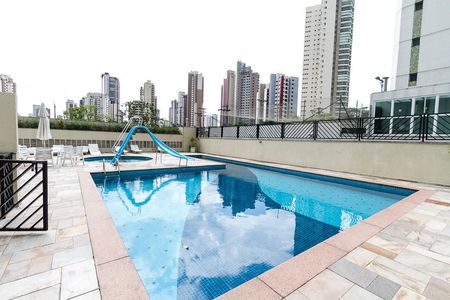 Apartamento para alugar com 130m², 3 quartos e 3 vagaspiscina