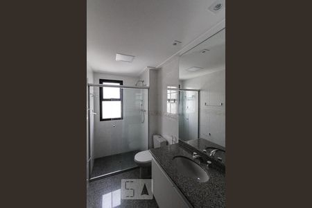 Apartamento para alugar com 130m², 3 quartos e 3 vagasbanheiro