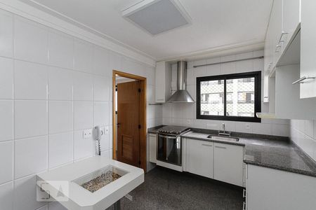 Apartamento para alugar com 130m², 3 quartos e 3 vagascozinha