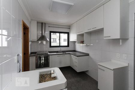 Apartamento para alugar com 130m², 3 quartos e 3 vagascozinha