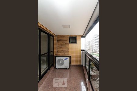 varanda de apartamento para alugar com 3 quartos, 130m² em Vila Regente Feijó, São Paulo