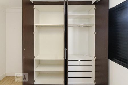 Apartamento para alugar com 130m², 3 quartos e 3 vagasquarto 03