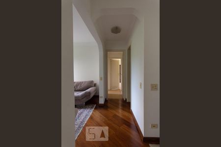Acesso aos Banheiro de apartamento para alugar com 2 quartos, 80m² em Vila Suzana, São Paulo