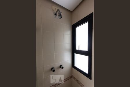 Banheiro de apartamento para alugar com 2 quartos, 80m² em Vila Suzana, São Paulo