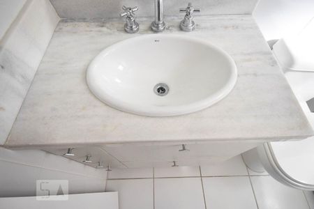 Apartamento para alugar com 81m², 3 quartos e 2 vagas Apartamento para alugar com 81m², 3 quartos e 2 vagasDetalhe do banheiro suíte