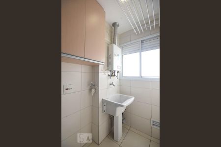 Apartamento para alugar com 81m², 3 quartos e 2 vagas Apartamento para alugar com 81m², 3 quartos e 2 vagasÁrea de serviço