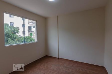 Apartamento à venda com 110m², 4 quartos e 2 vagasQuarto 3