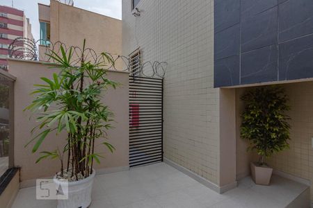 Apartamento à venda com 110m², 4 quartos e 2 vagasEntrada Edifício