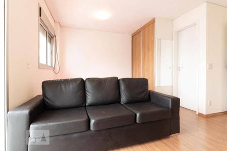 Sala/ Studio de kitnet/studio para alugar com 1 quarto, 35m² em Santo Amaro, São Paulo