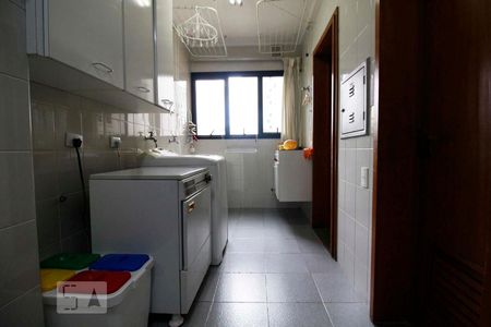 Apartamento à venda com 238m², 4 quartos e 3 vagasÁrea de serviço