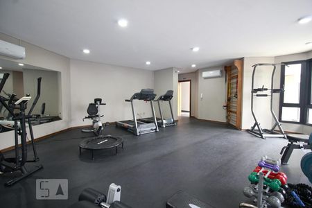 Apartamento à venda com 238m², 4 quartos e 3 vagasAcademia