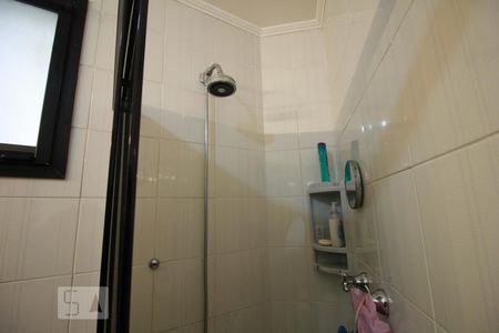 Apartamento à venda com 238m², 4 quartos e 3 vagasChuveiro