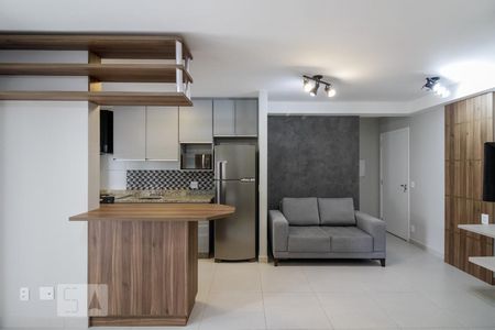 Sala de kitnet/studio à venda com 1 quarto, 42m² em Empresarial 18 do Forte, Barueri