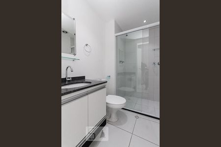 banheiro de apartamento para alugar com 1 quarto, 32m² em Brás, São Paulo