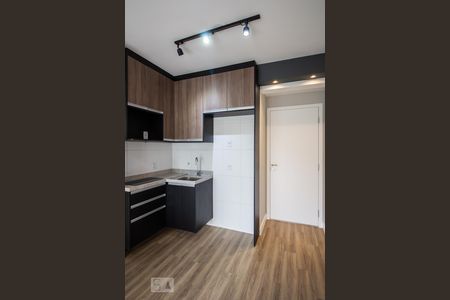 Cozinha de apartamento para alugar com 1 quarto, 35m² em Pinheiros, São Paulo
