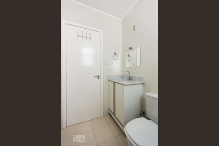Banheiro de apartamento à venda com 1 quarto, 44m² em Cidade Baixa, Porto Alegre