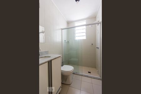 Banheiro de apartamento à venda com 1 quarto, 44m² em Cidade Baixa, Porto Alegre