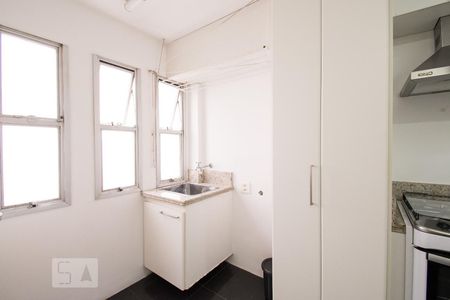Apartamento para alugar com 84m², 2 quartos e 1 vagaÁrea de Serviço