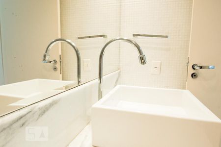 Apartamento para alugar com 84m², 2 quartos e 1 vagaTorneira do Banheiro