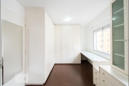 Apartamento para alugar com 84m², 2 quartos e 1 vagaQuarto