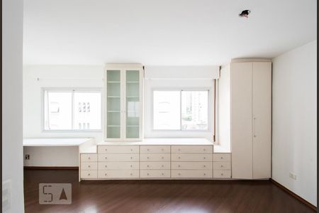 Apartamento para alugar com 84m², 2 quartos e 1 vagaQuarto