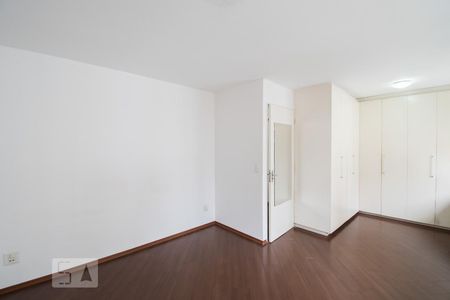 Apartamento para alugar com 84m², 2 quartos e 1 vagaQuarto