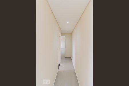 Apartamento à venda com 71m², 2 quartos e 1 vaga Apartamento à venda com 71m², 2 quartos e 1 vagaCorredor de acesso aos quartos